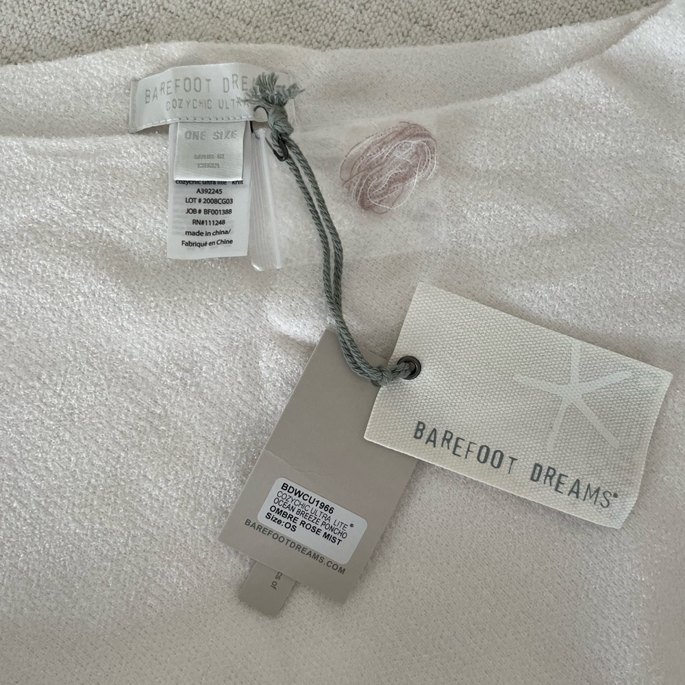 Barefoot Dreams Ombré Poncho (One Size) - Picture 2 of 2